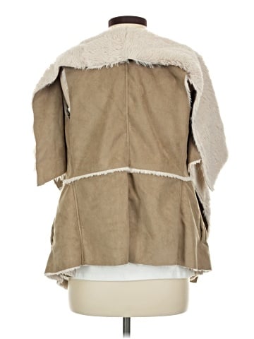 Quinn Faux Fur Vest (view 2)