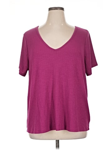 Old Navy Short Sleeve T-Shirt (view 1)