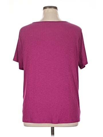 Old Navy Short Sleeve T-Shirt (view 2)