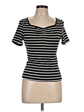 Shein Short Sleeve T-Shirt (view 1)