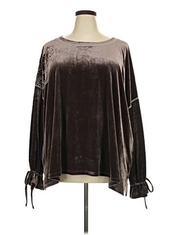 Suzanne Betro Pullover Sweater (view 1)