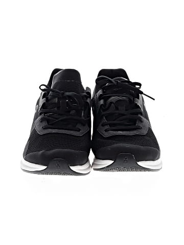 On Cloud Sneakers (view 2)