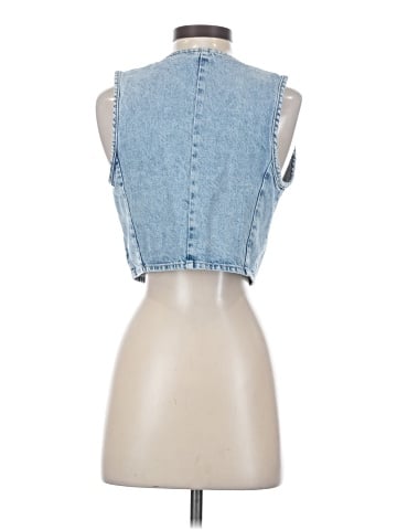 Zara Sleeveless Button-Down Shirt (view 2)