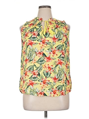 Cure Sleeveless Blouse (view 1)