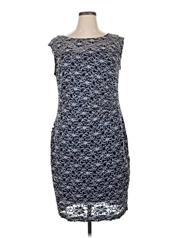 Roz & Ali Cocktail Dress (view 1)