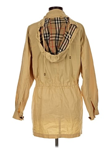 Burberry Vintage Trenchcoat (view 2)