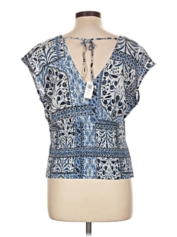 Old Navy Sleeveless Blouse (view 2)