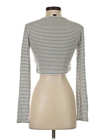 Forever 21 Long Sleeve Button-Down Shirt (view 2)