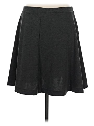 Old Navy Casual Skirt (view 2)
