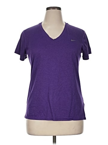 Nike Active T-Shirt (view 1)