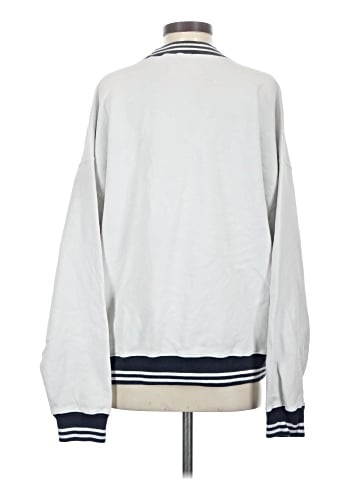 Abercrombie & Fitch Pullover Sweater (view 2)