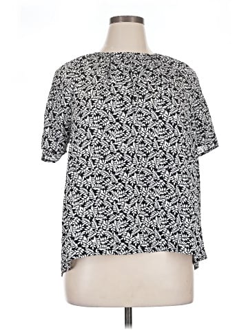 Croft & Barrow Short Sleeve T-Shirt (view 1)