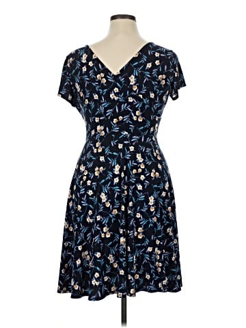 Kaileigh Casual Dress (view 2)