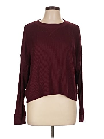 American Eagle Outfitters Pullover Sweater (view 1)