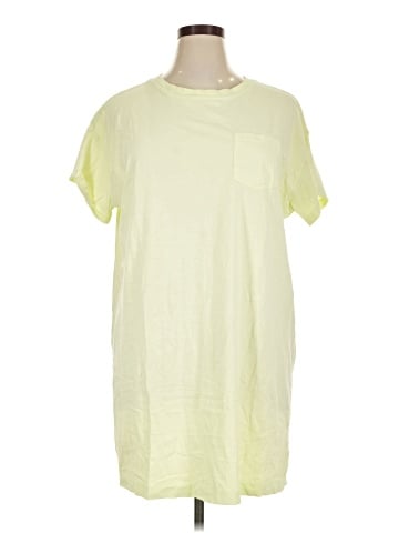 Old Navy Casual Dress (view 1)