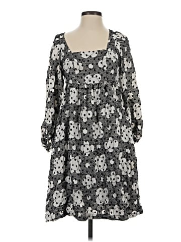 Urban Outfitters Casual Dress (view 1)