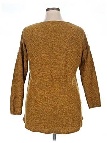 Old Navy Pullover Sweater (view 2)