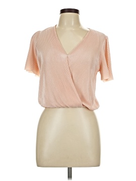 Astr The Label Short Sleeve Blouse