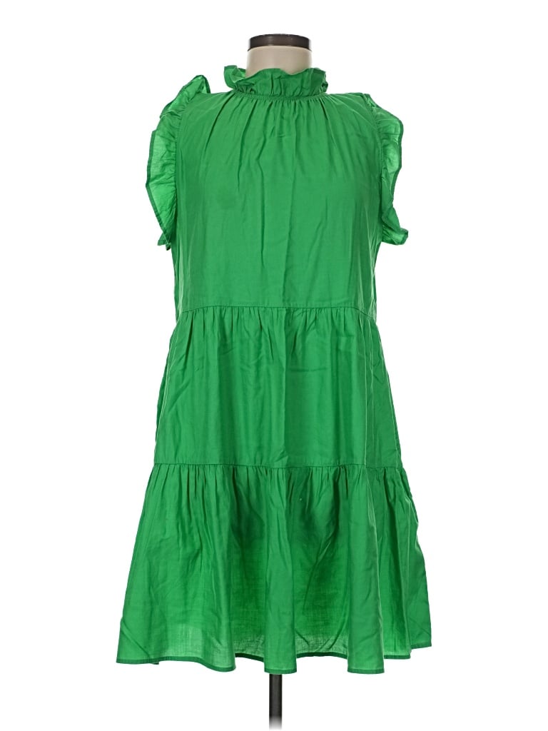 Pre-owned Felicite Casual Dress In Green