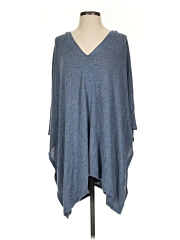 Zenana Outfitters Poncho (view 1)