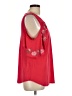 Maurices Red Short Sleeve Top Size L - photo 4