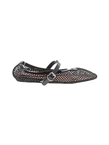 Unbranded Flats (view 1)