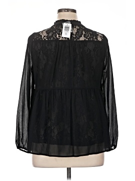 Torrid 3/4 Sleeve Blouse (view 2)
