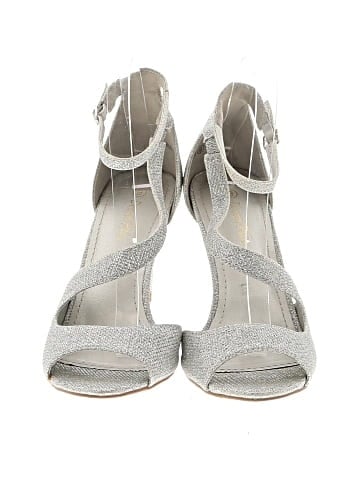 Dream Pairs Sandals (view 2)