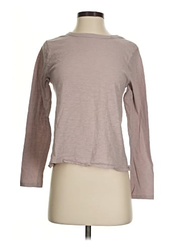Old Navy Long Sleeve T-Shirt (view 1)