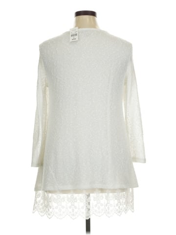 Cal Style 3/4 Sleeve Top (view 2)