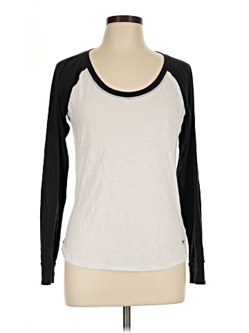 Victoria's Secret Pink Long Sleeve T-Shirt (view 1)