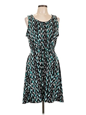 Daisy Fuentes Casual Dress (view 1)