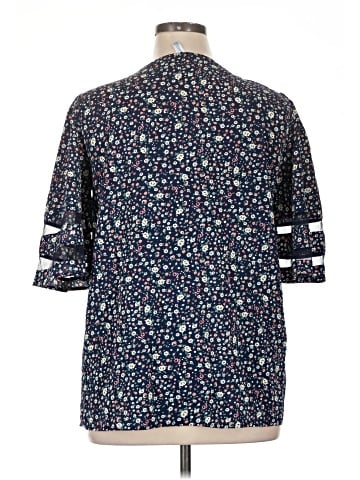 VIISHOW 3/4 Sleeve Blouse (view 2)