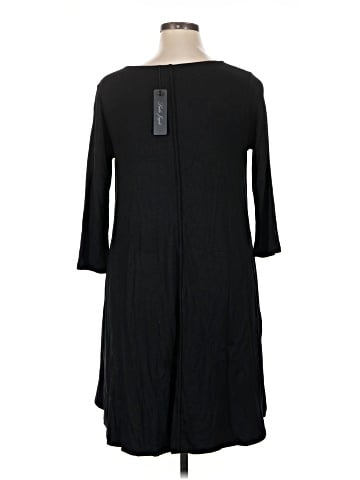 Laila Jayde Casual Dress (view 2)