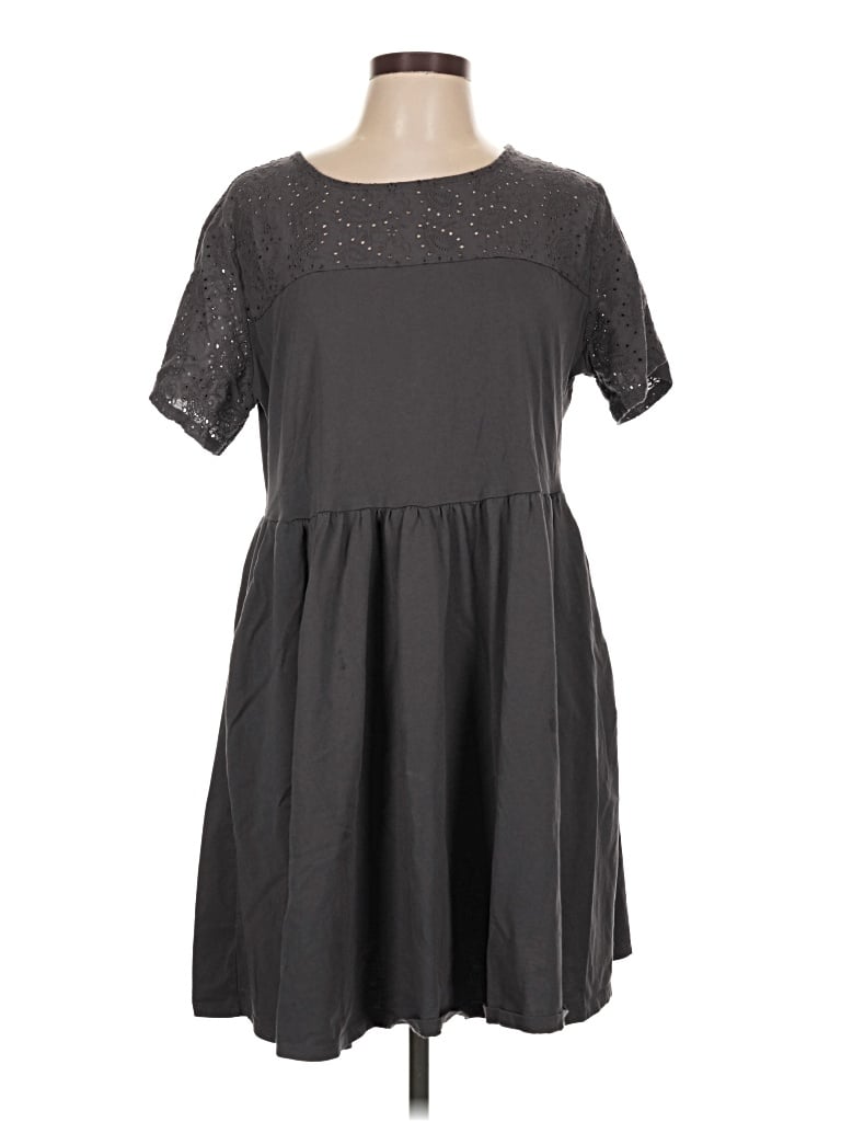 Pre-owned Torrid Casual Dress In Gray