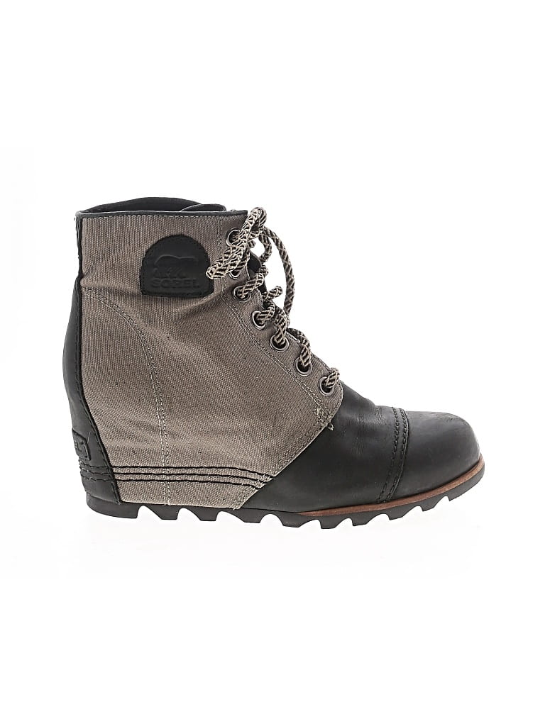 Pre-owned Sorel Wedges In Gray