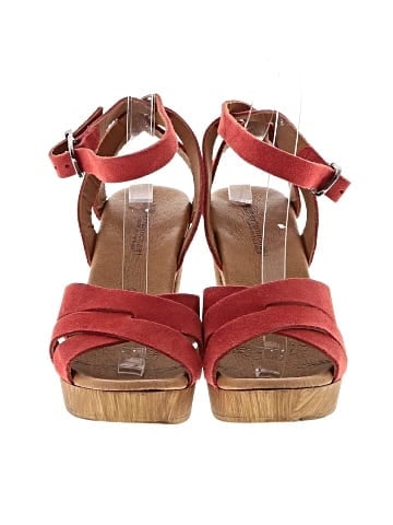 Eric Michael Sandals (view 2)
