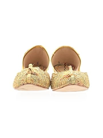 Unbranded Flats (view 2)