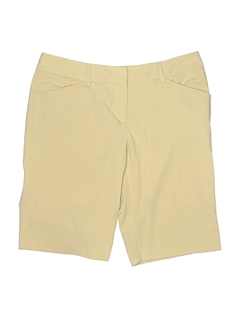 Pre-owned Daisy Fuentes Khaki Shorts In Yellow