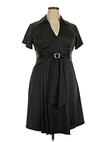 Signature by Robbie Bee Casual Dress (view 1)