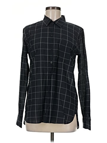 Gap Long Sleeve Button-Down Shirt (view 1)