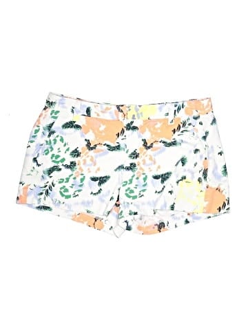 Gap Shorts (view 1)