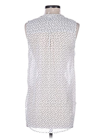 New Look Sleeveless Blouse (view 2)