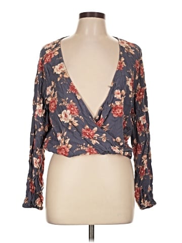 American Eagle Outfitters 3/4 Sleeve Blouse (view 1)