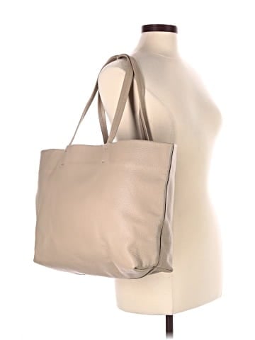 Cuyana Leather Tote (view 2)