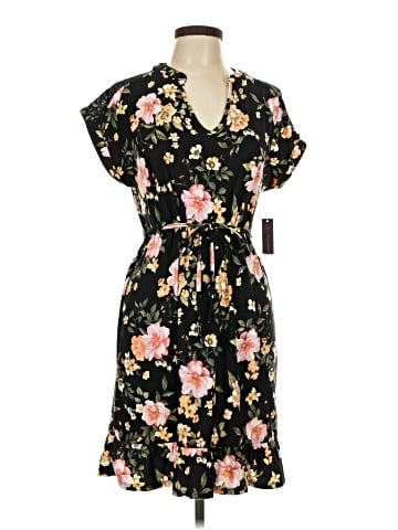 No Boundaries Casual Dress (view 1)