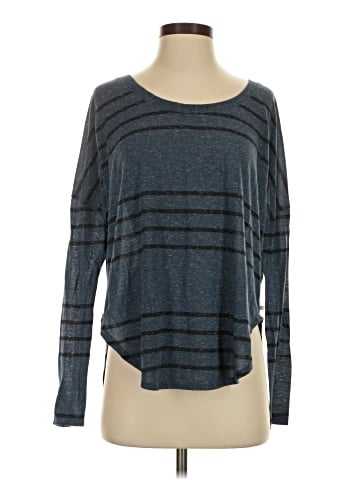Victoria's Secret Long Sleeve T-Shirt (view 1)