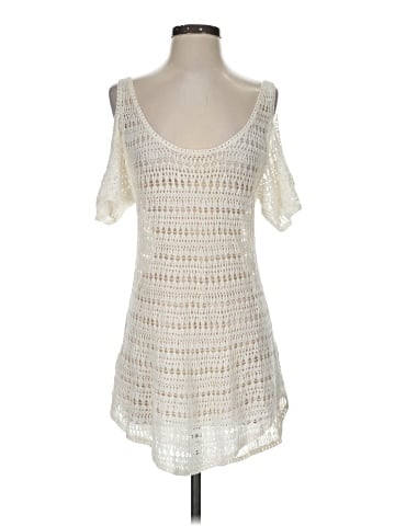 Victoria's Secret Short Sleeve Top (view 1)