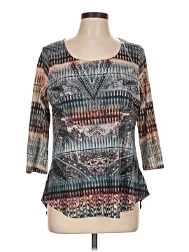 World Unity 3/4 Sleeve Top (view 1)