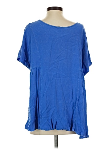Easel Short Sleeve Top (view 2)